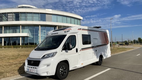 Weinsberg CaraCompact 600MF A automatic