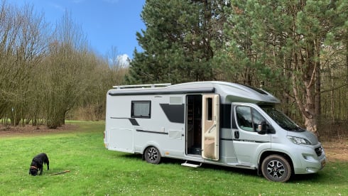 Pretty Easy Going – Luxury Adria Coral Supreme 670 SLT Fiat 6 2.3 150 hp, automatic