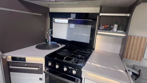 Polly – 4 Berth Chausson Camper