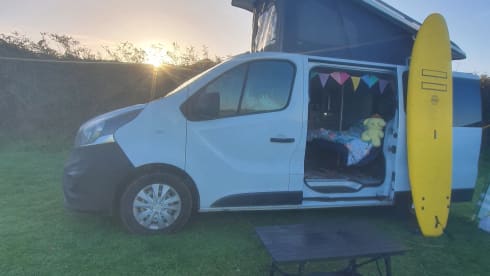 Viv – Vauxhall Vivaro 3 Berth 