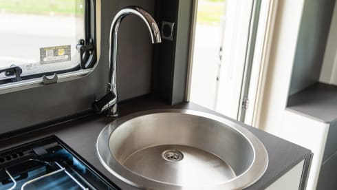 Swift Voyager 485 5 Berth