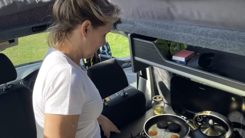 Rogue Two – Meet 'Rogue Two' - he's an absolute beauty (VW T6)