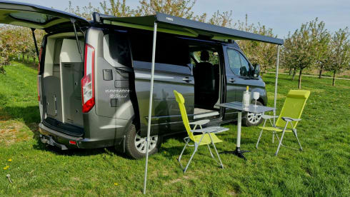 Ford Karmann Duncan 545