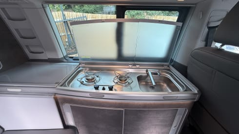 California – VW California 4Motion 2024 – Premium Camper Van Rental