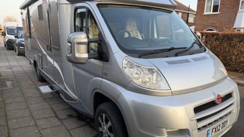 Burney  – 4 berth Bürstner semi-integrated from 2012