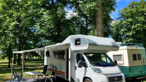 Complete 4-5-6 pers. familiecamper met airco