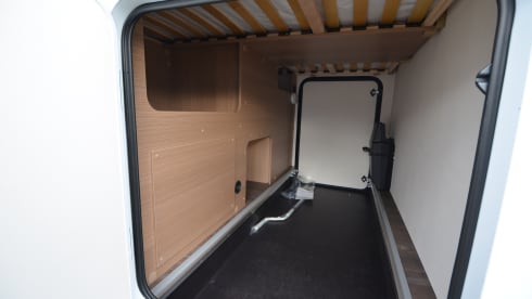 Carado V337 – Experience the freedom! (built in 2021) Compact and luxurious with all options and 2 beds