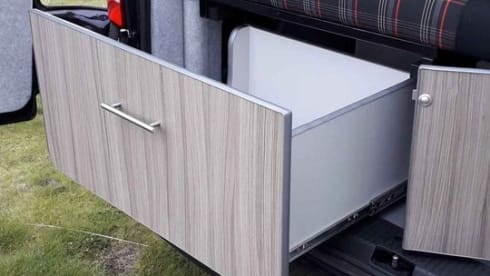 flora  – Flora the adventure campervan