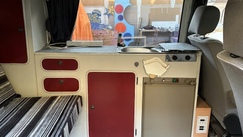 het witte schaap – 4p Volkswagen campervan uit 1997