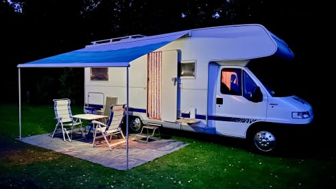 Huisje op wielen  – Spacious family/friends camper 