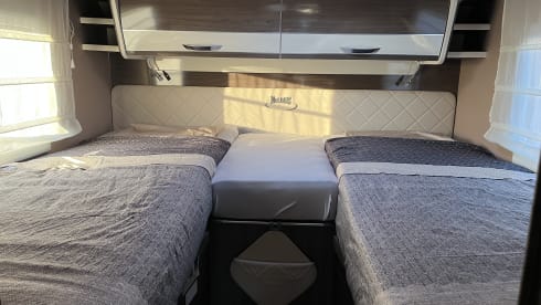 Super nice and luxurious Mc Louis Carat camper