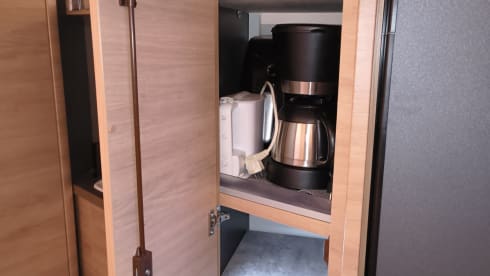 2-seater Knaus semi-integrated from 2026