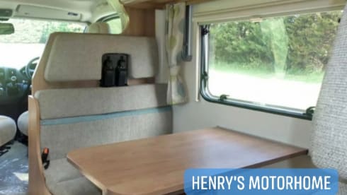 Henry – 6 berth Bailey semi-integrated from 2017
