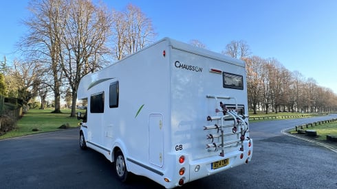 Havana – 6 birth Motorhome Fully INSURED and Equipped + breakdown cover