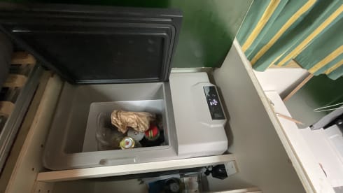 2p Mercedes-Benz bus from 2012