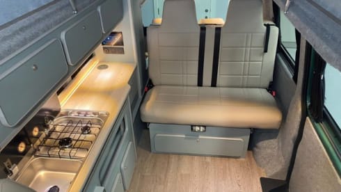 Lillibet – Adventure Ready – Stunning Bayleaf Green VW T6.1, 4 Berth – Pets Welcome
