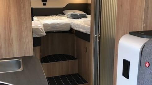 Knaus Sky wave 4p – Knaus Mobil semi-integral 4p from 2022 - air conditioning living area