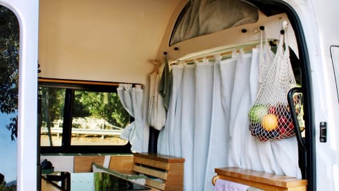 Cees de Camper – Spacious, cozy camper van from 2020