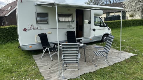 Mobilvetta 4 persons / 6 seats