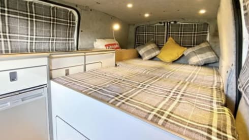 Danny de Vito – 2 berth Mercedes Vito Campervan 