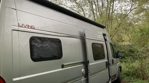Dreamer – 5 berth Fiat Ducato camper van