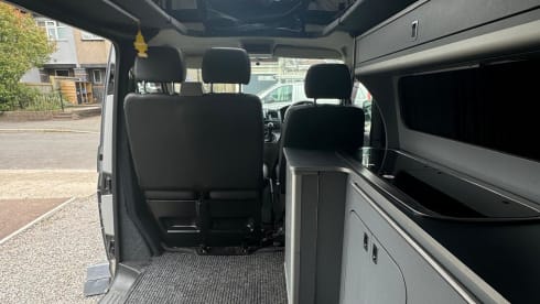 Vanny – VW T4 4 berth.