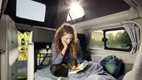 Adventure cooking and fun – 5p Ford campervan uit 2020