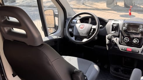 2p Fiat bus from 2024