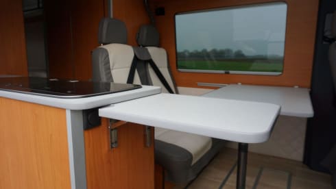 2p Volkswagen bus from 2014