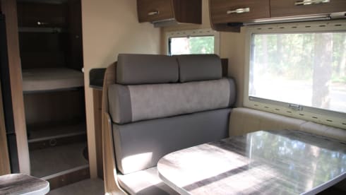 4-person Chausson semi-integrated from 2012
