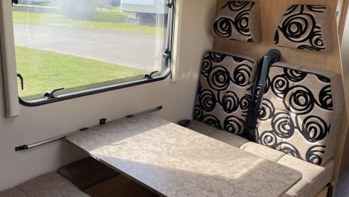Greer – 6 berth Autoquest 180 Prestige, 2011