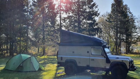 Silver Belle – Land Rover Camper for couples and family's. 4x4 for Wild camping adventure