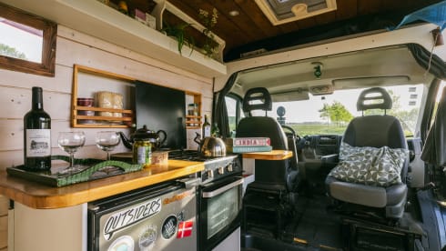 Lola – Minibus Citroën 2 places de 2011