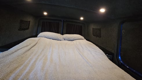 Peanut – 2 berth Volkswagen campervan from 2021