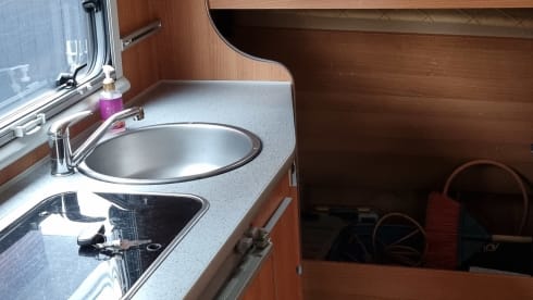 For rent: our beloved 4-person camper 