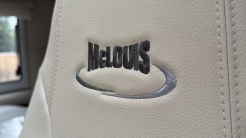 Mclouis  – Dora - Camping-car familial de luxe 4 couchages 