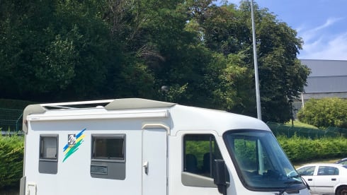 Knaussie – Beautiful classic Knaus camper for the 2 of us