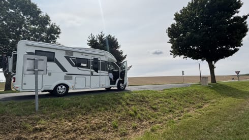 BONVOYAGE – 4p Adria Mobil Teilintegrierter ab 2021