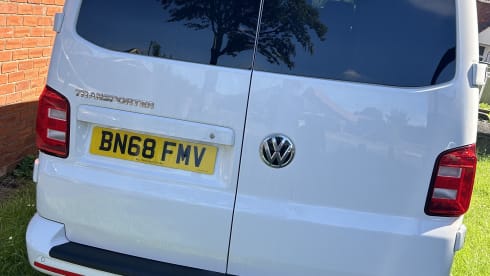 4 berth Volkswagen Day Van 2018