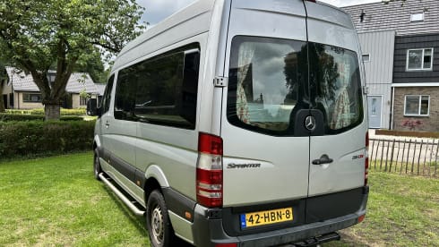 5 to 6 person self-build bus camper Mercedes Sprinter automatic.
