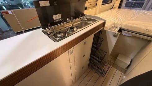 Colombus 600e – Premium Campervan met Vloerverwarming en Hefdak – Westfalia Columbus 600 E