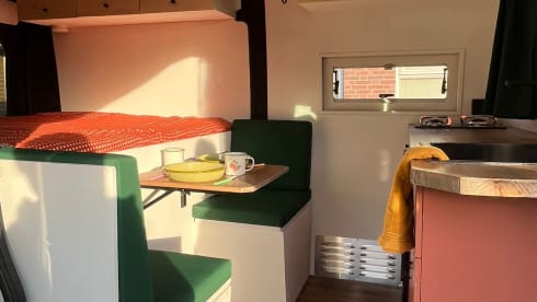 Madame Voyage – Voyage voyage met Madame Voyage! 