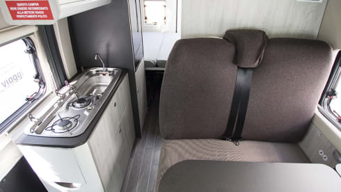 Livingstone 2 Sport – Camper Van 2 seats Roller Team Livingstone 2 Sport - 5.99 m.