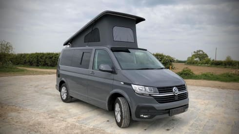 Little Grey – VW T6.1 DSG 150hp 2020 luxury conversion 