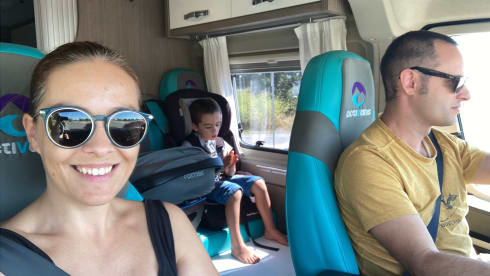 THE Family Van - 4 people