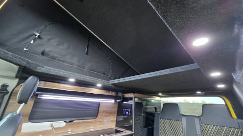 Yellow peril – Stunning new conversion 4 berth Ford Transit Custom campervan 