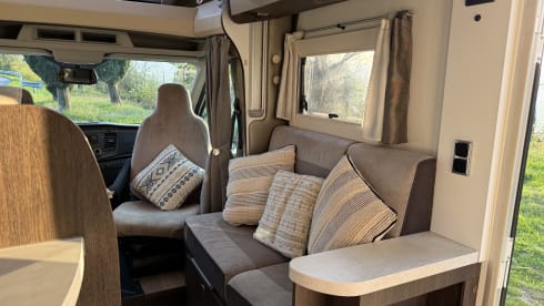 Nuovissimo camper super accessoriato