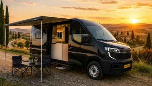 Houseonwheels Black edition – Renault Master campervan 25 novembre 4000 km bagno con doccia/WC riscaldatore ausiliario.