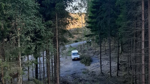 Brum – Volkswagen campervan from 2002 (2p)