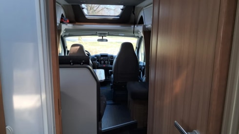 C24 – 4p Adria Mobil semi-integrata dal 2019